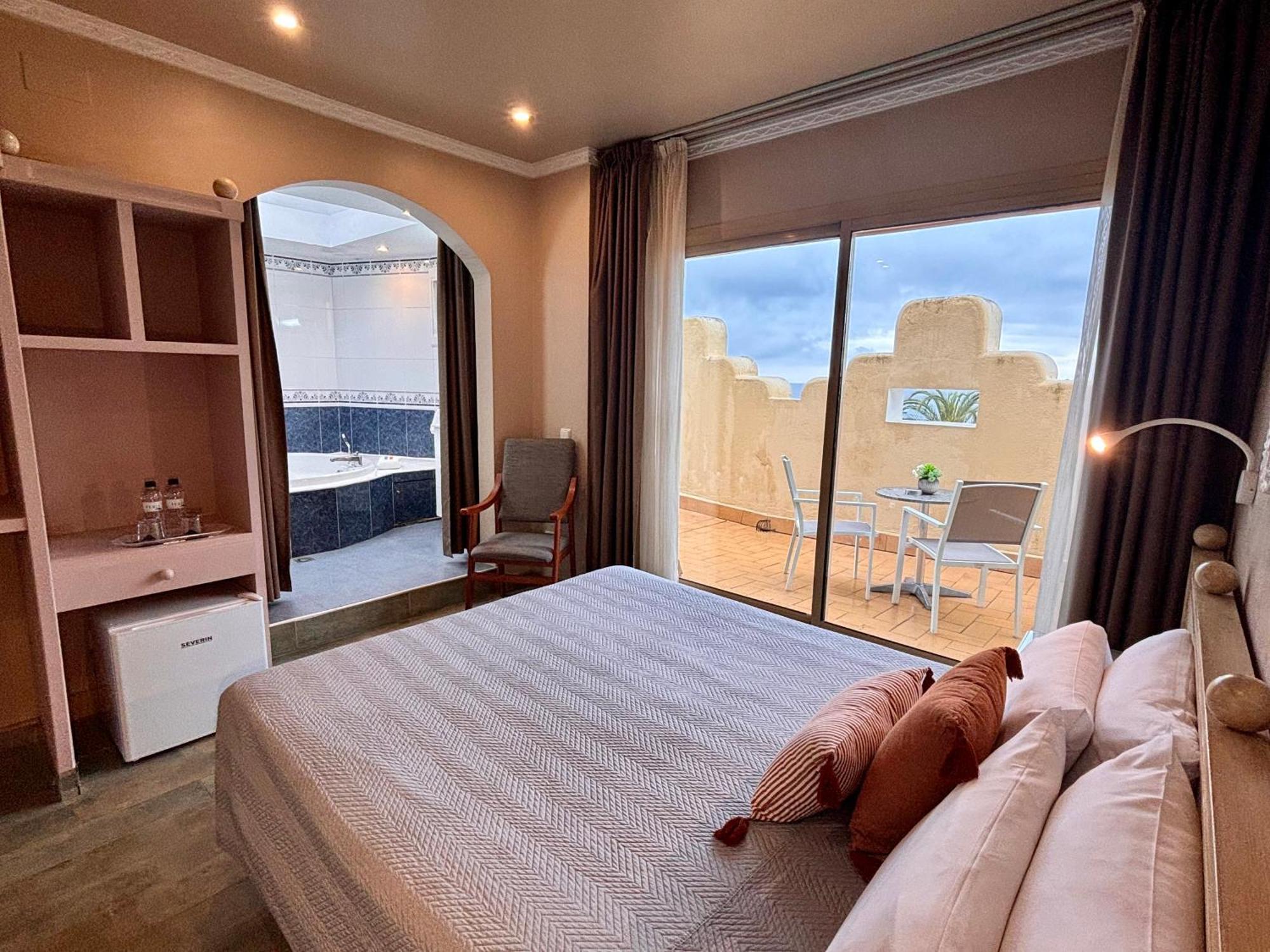 Hotel Celimar Сиджес Экстерьер фото